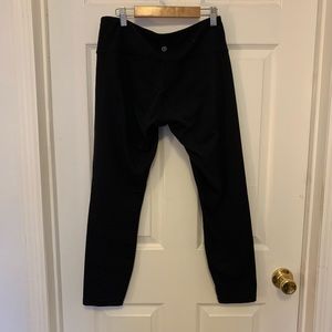 Full length Lululemon wunder under leggings